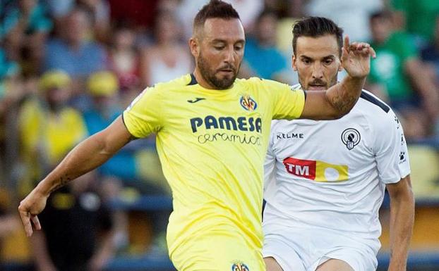 Cazorla, en su regreso al fútbol tras 21 meses lesionado. 