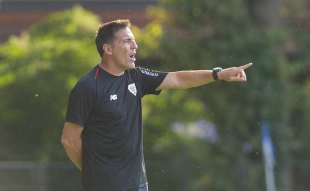 Berizzo, durante la pretemporada en Holanda.