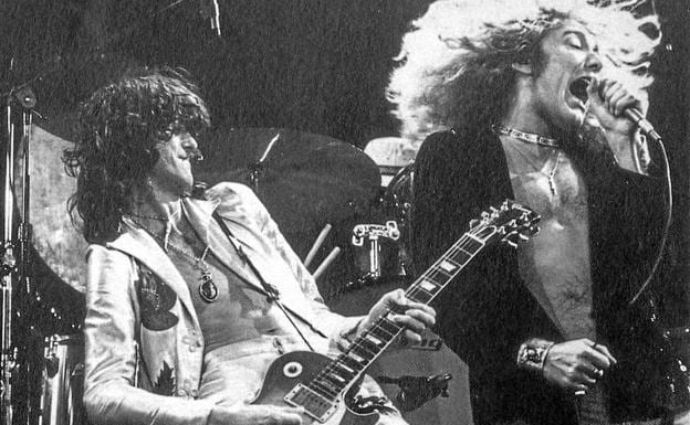 Jimmy Page y Robert Plant, plenos de fuerza e imagen en un tándem que creó escuela en el mundo del rock. 