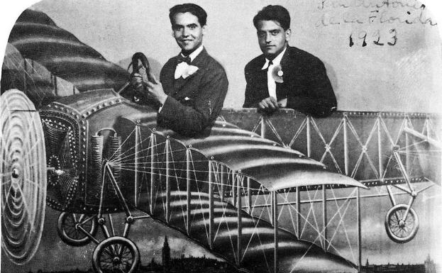 Federico García Lorca y Luis Buñuel, en una imagen de 1923.