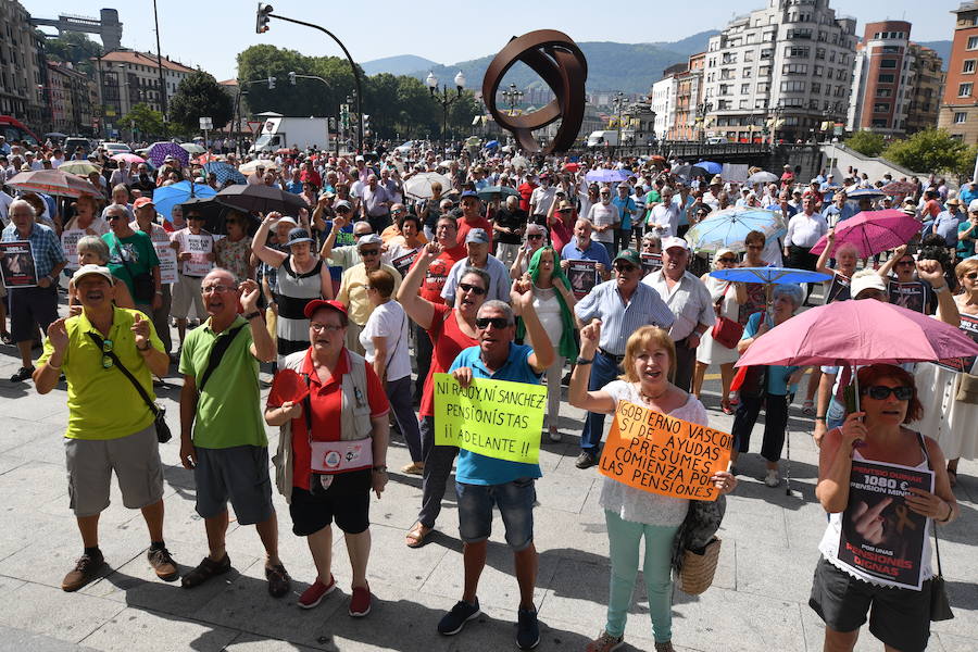 Fotos: Los pensionistas vuelven a manifestarse en Bilbao