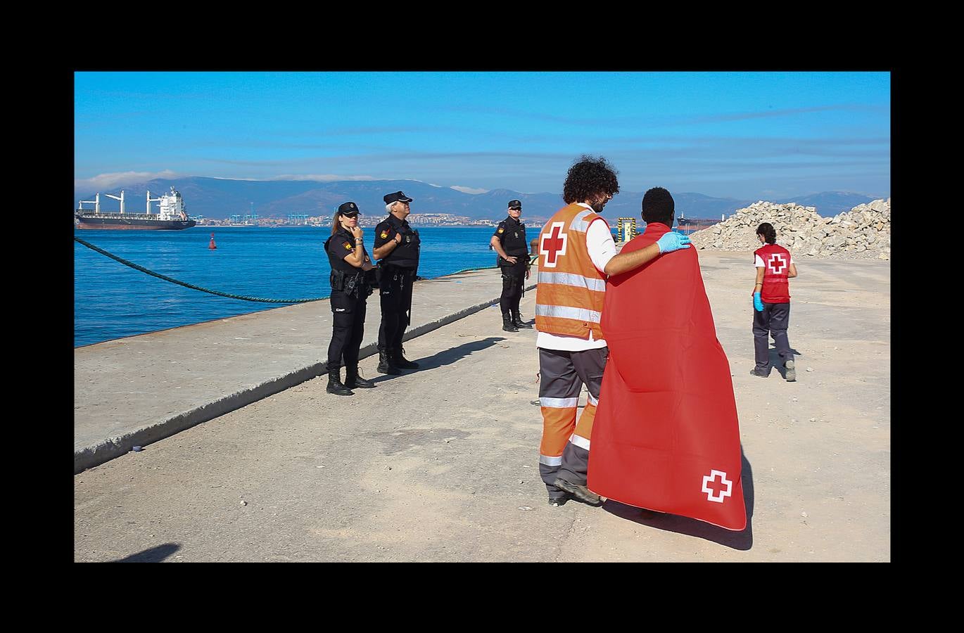 Fotos: El &#039;Open Arms llega a Algeciras con 87 inmigrantes