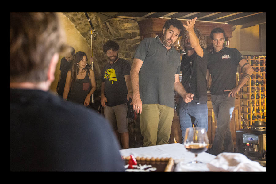 La película de Daniel Calparsoro graba escenas de la adaptación a la gran pantalla del libro de la vitoriana de Eva García Sáenz de Urturi