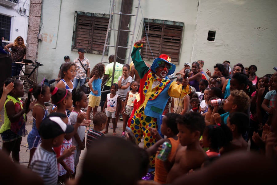 La Habana es una de las ciudades más hermosas en el Caribe. Conocida como la perla del Caribe la Habana fue declarada patrimonio mundial por su centro Histórico que aún en día mantiene su estilo.