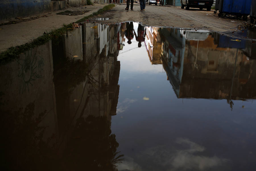 La Habana es una de las ciudades más hermosas en el Caribe. Conocida como la perla del Caribe la Habana fue declarada patrimonio mundial por su centro Histórico que aún en día mantiene su estilo.