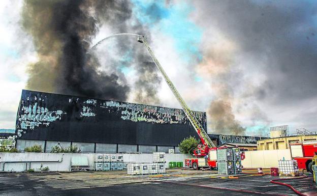 El pabellón de Aldanondo quedó destrozado, sólo una parte de las oficinas presentaba daños menores.