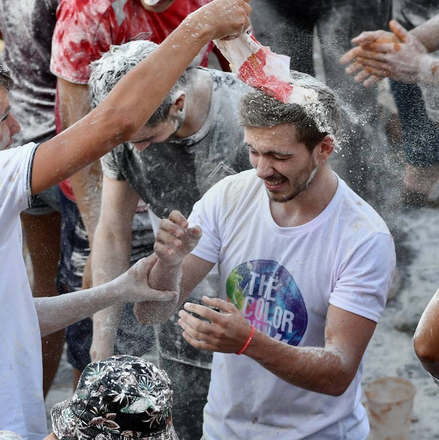 Fotos: Aste Nagusia 2018: Tras el txupin... chapuzón en la Ría de Bilbao