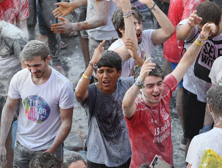 Fotos: Aste Nagusia 2018: Tras el txupin... chapuzón en la Ría de Bilbao
