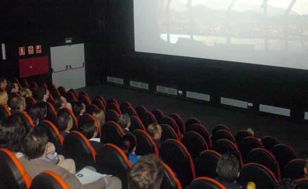 Una sala de cine. 