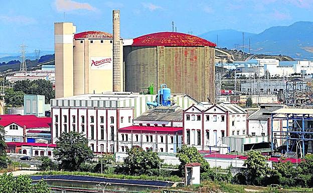 Instalaciones de la planta mirandesa de Azucarera, donde se realizarán distintas mejoras.