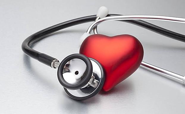 Tener demasiado colesterol 'bueno' tampoco es bueno: aumenta el riesgo de sufrir un infarto