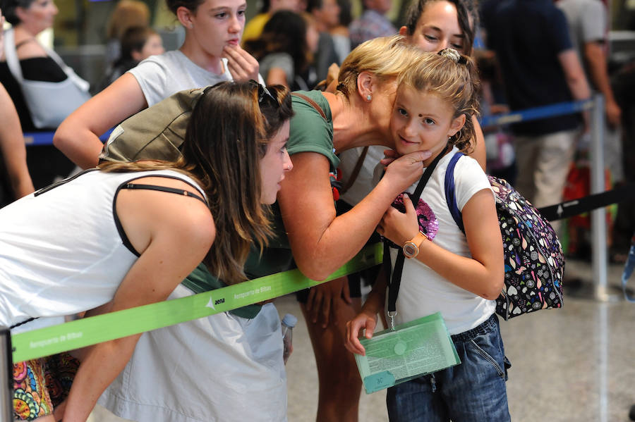 Los niños de Chernobil Elkartea regresan a su casa tras pasar un verano acogidos por familias vascas