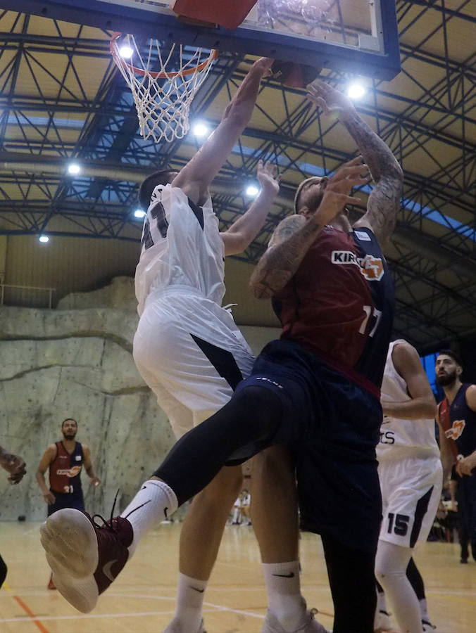 Fotos: Amistoso Baskonia - Partizan