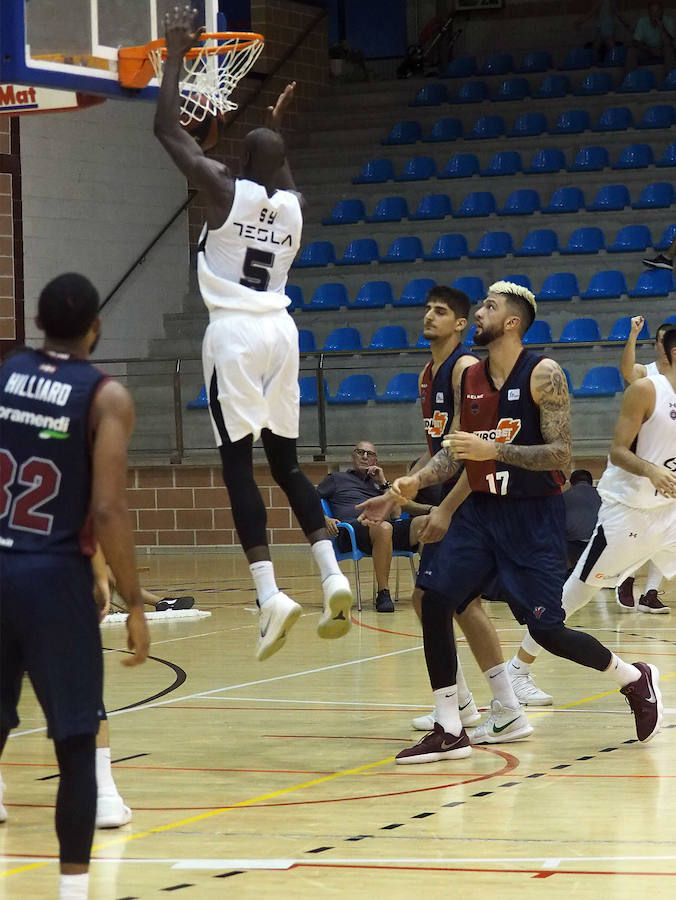 Fotos: Amistoso Baskonia - Partizan