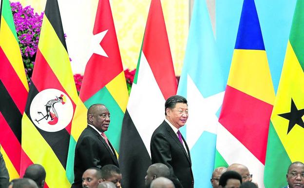 El presidente chino, Xi Jinping, y el sudafricano, Cyril Ramaphosa, en el Foro de Cooperación Chino Africano, la pasada semana. 