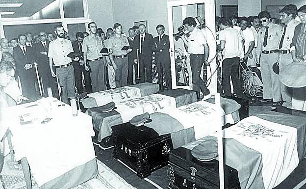 Capilla ardiente en el Gobierno Civil de Gipuzkoa. 