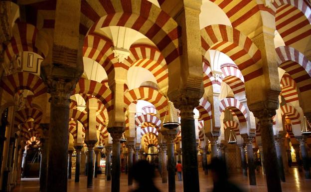 Interior de la Mezquita de Córdoba.