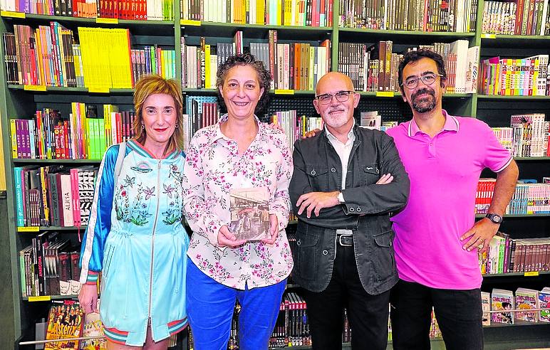 Arantza Álava, Ana Belén Alonso, Roberto Sánchez y Joaquín Ponte. 