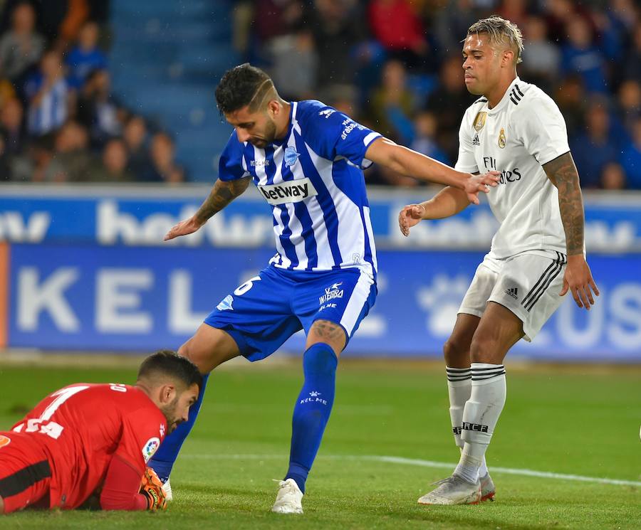 Fotos: Las mejores imágenes del Alavés-Real Madrid