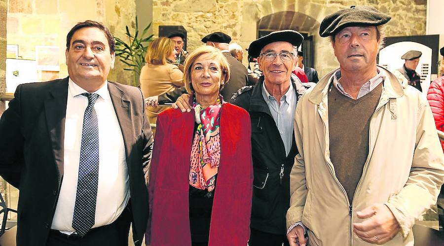 Santi Larrea, Marisa Fernández, Piru Azúa y Carmelo Sánchez-Pando. 