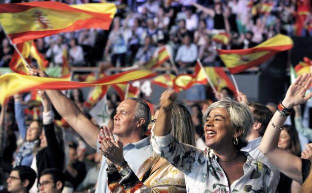 Acto multitudinario de VOX en Vistalegre.