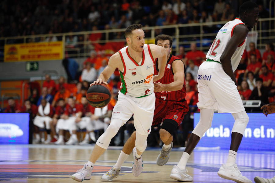 Fotos: Las fotos del Fuenlabrada - Baskonia
