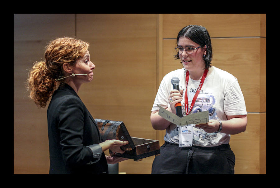 Alrededor de 150 universitarios participan en Gazte Up en una jornada dedicada a difundir pautas e iniciativas para encontrar trabajo