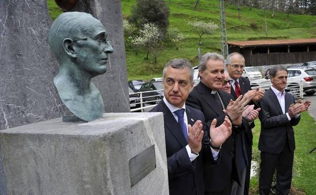 Markina recuerda con un documental la figura de Arizmendiarrieta, el 'padre'  del cooperativismo | El Correo