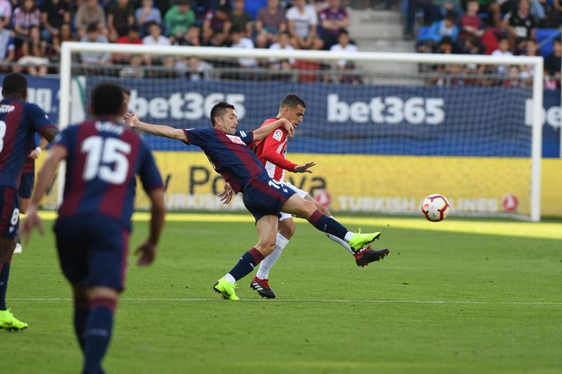 Fotos: Las mejores imágenes del Eibar - Athletic