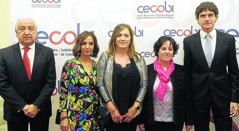 Pedro Campo, Lola Calero, Isabel Muela, Mariasun Oraindi y Unai Rementeria.