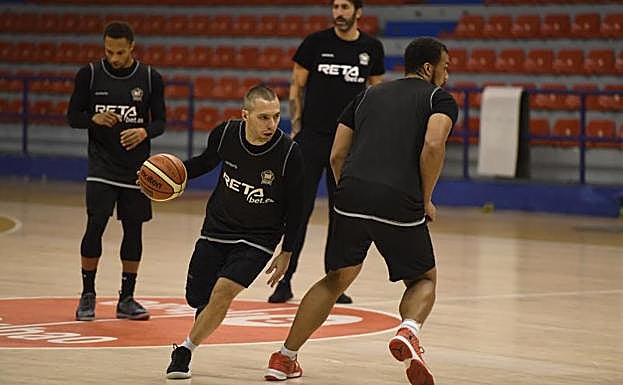 Javi Salgado, en el entrenamiento de este martes.