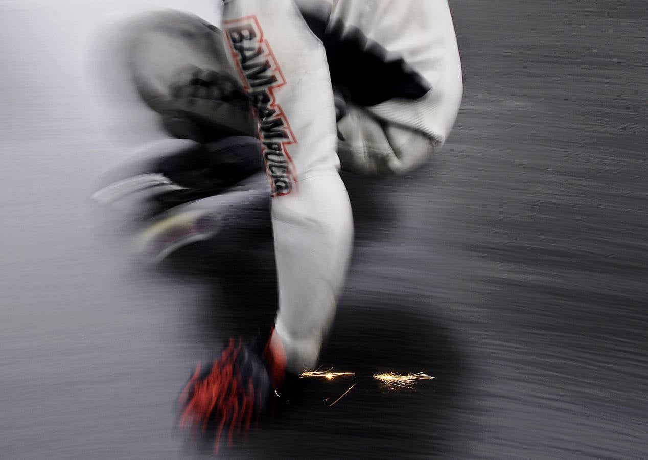 La «Vista Río Downhil» es la última prueba del campeonato mundial de descenso en monopatín que se celebra en Brasil, el primer país sudamericano que adoptó esta especialidad. La competición se desarrolla en un circuito que es en realidad una sinuosa carretera de algo más de 2,5 kilómetros dentro del Parque Natural da Cidade, un hermoso bosque en el extrarradio con increíbles vistas sobre Río de Janeiro. Sus grandes desniveles hacen de él un escenario espectacular y muy rápido. 