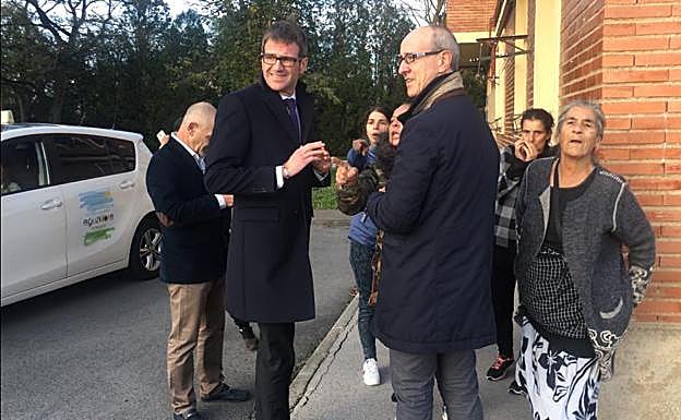 Urtaran se ha reunido en Aretxabaleta con el clan de 'los bartolos'.