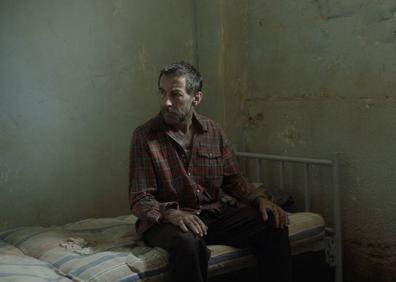 Imagen secundaria 1 - Tres fotogramas de la película.