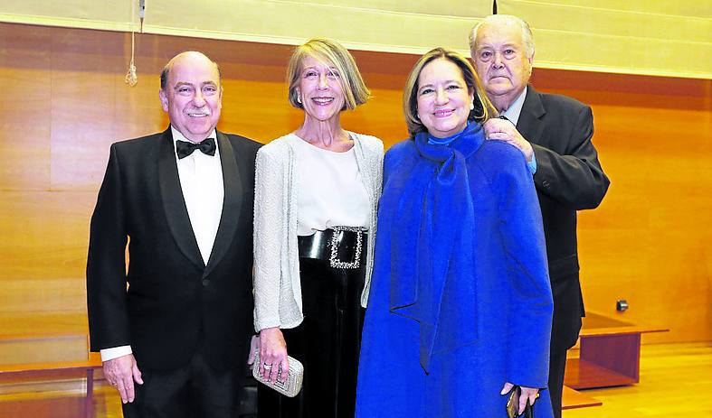 José Ramón Lizarraga, Susana Rodríguez Vidarte, Mercedes Baptista y Santiago de Ybarra. 