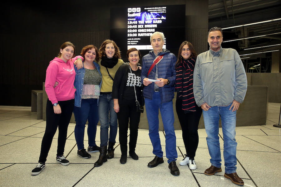 Maddalen Eiguren, Estíbaliz Álvarez, Itxaso González, Nina Marín, Txema Bilbao, Arantza Arruti y Txema de la Cruz. 