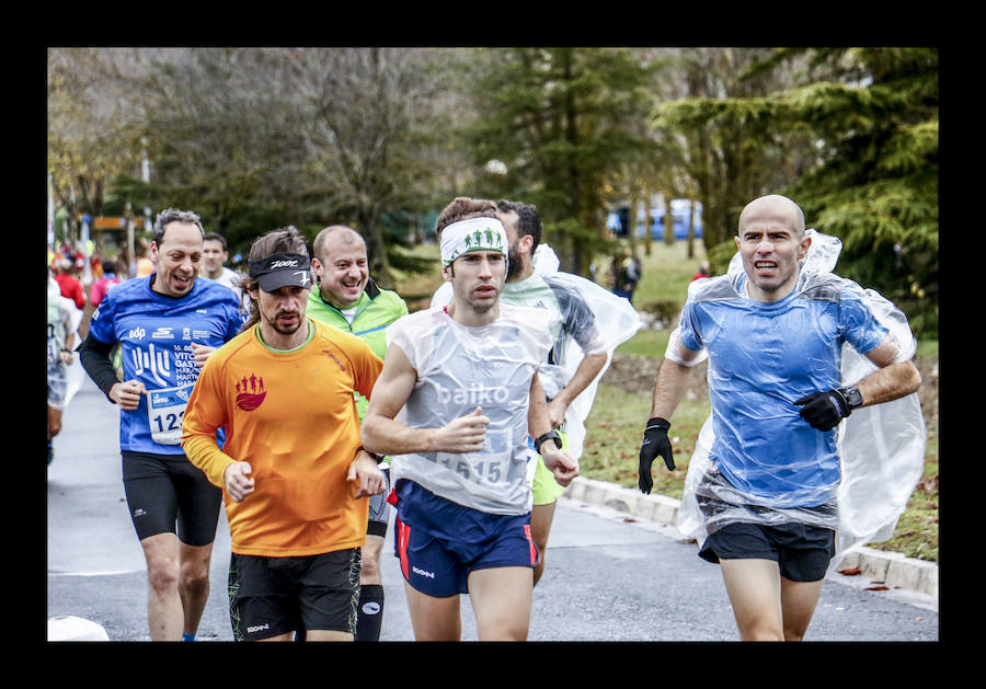 Fotos: Las fotos de la Media Maratón de Vitoria 2018