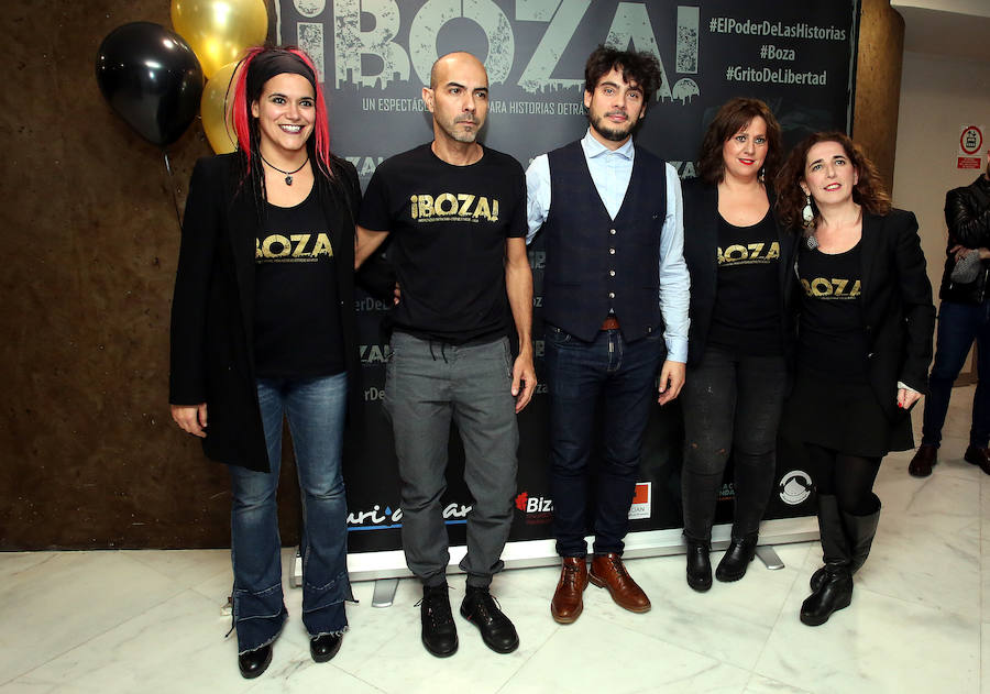 Rakel Rodríguez, Cruz Noguera, Peru Cañada, Ainoa Uriarte y Txaro Hernández.