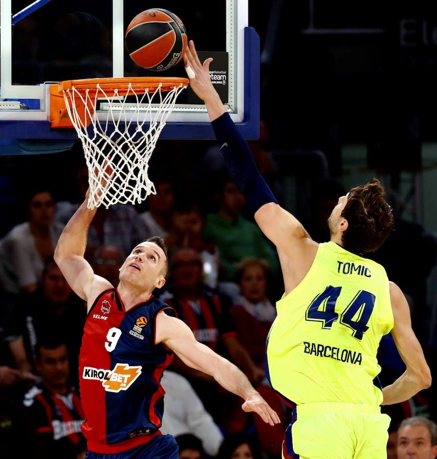 Fotos: Las fotos del Baskonia - Barcelona