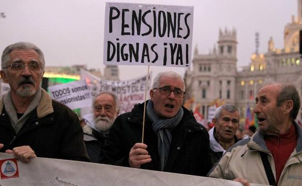 El Gobierno renuncia a imponer una nueva fórmula de revalorización de las pensiones