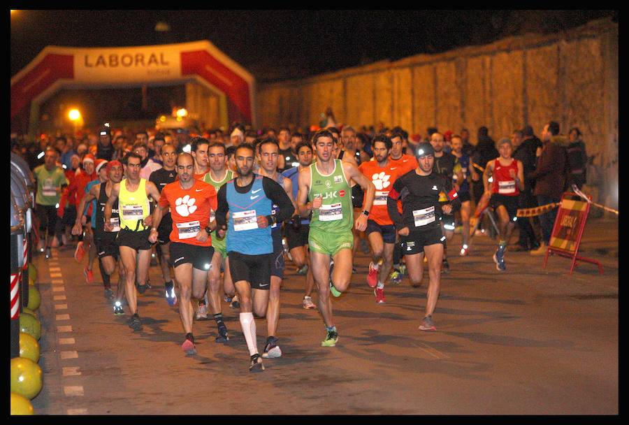 Fotos: Las fotos de la San Silvestre de Vitoria