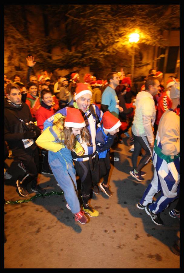Fotos: Las fotos de la San Silvestre de Vitoria