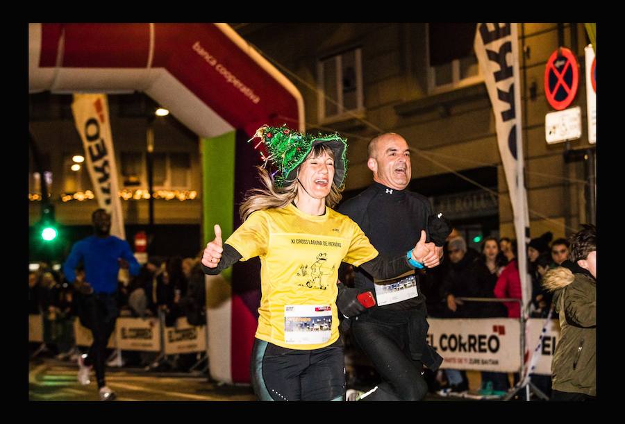 Fotos: Las fotos de la San Silvestre de Vitoria