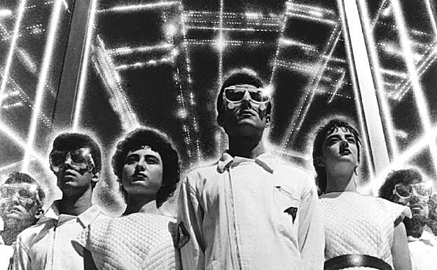 Aviador Dro en 1982.