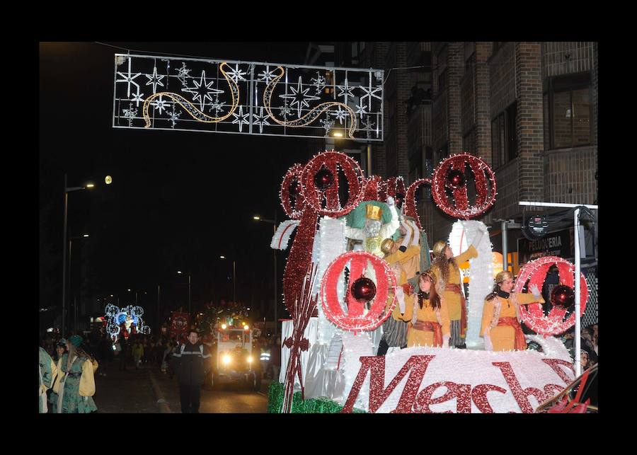 Fotos: Las fotos de la cabalgata de los Reyes Magos de Vitoria