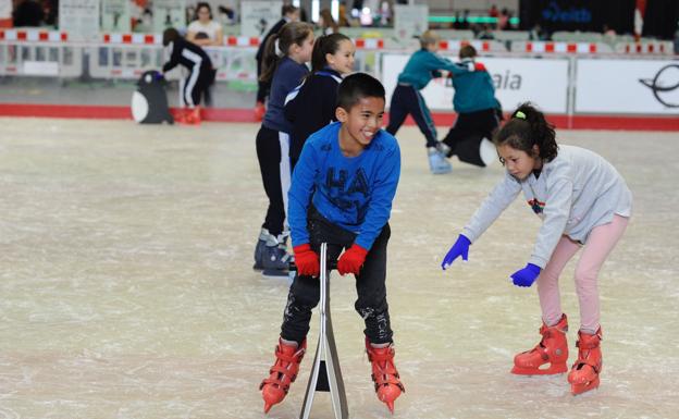 La pista de hielo fue una de las atracciones más concurridas.