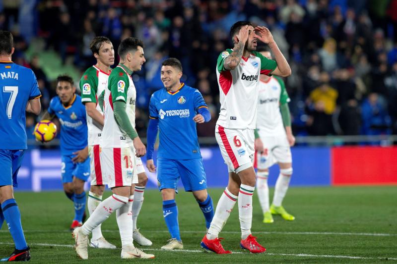 Fotos: Las mejores imágenes de el Getafe - Alavés