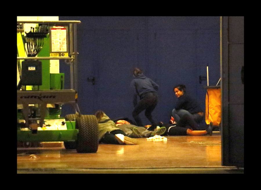 El complejo comercial vitoriano acoge la mayor simulación de un ataque islamista realizado en el País Vasco hasta la fecha. Participan casi medio millar de personas entre policías, sanitarios, bomberos y figurantes