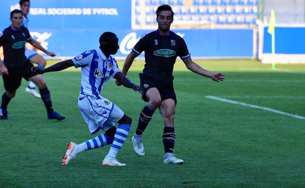 Un lance del choque de la primera vuelta en Zubieta