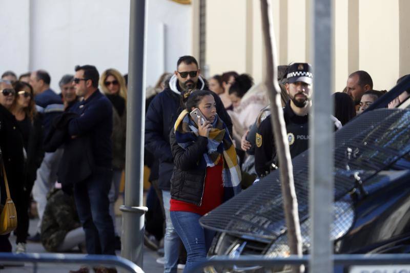 Instituciones, figuras públicas y vecinos han expresado sus condolencias a la familia del pequeño cuyo cadáver fue hallado de madrugada en el pozo en el que se le buscaba en Totalán